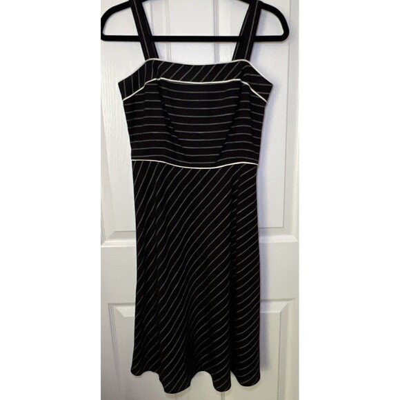 Loft Sundress Size 2 Black and White Pinstripe Fit Flare Linen Blend Graduation - Picture 1 of 12
